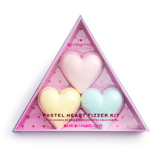 Revolution Pastel heart fizzer kit bomby do kúpeľa